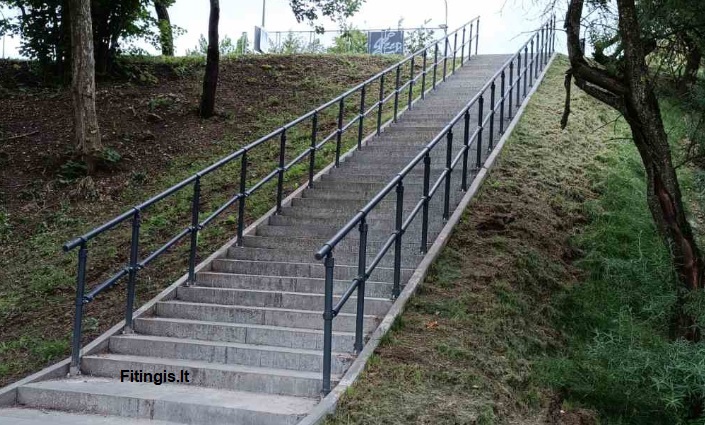 Lauko laiptų turėklai