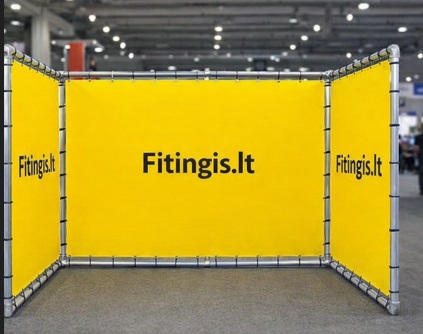 Trijų pusių surenkama parodų sienelė